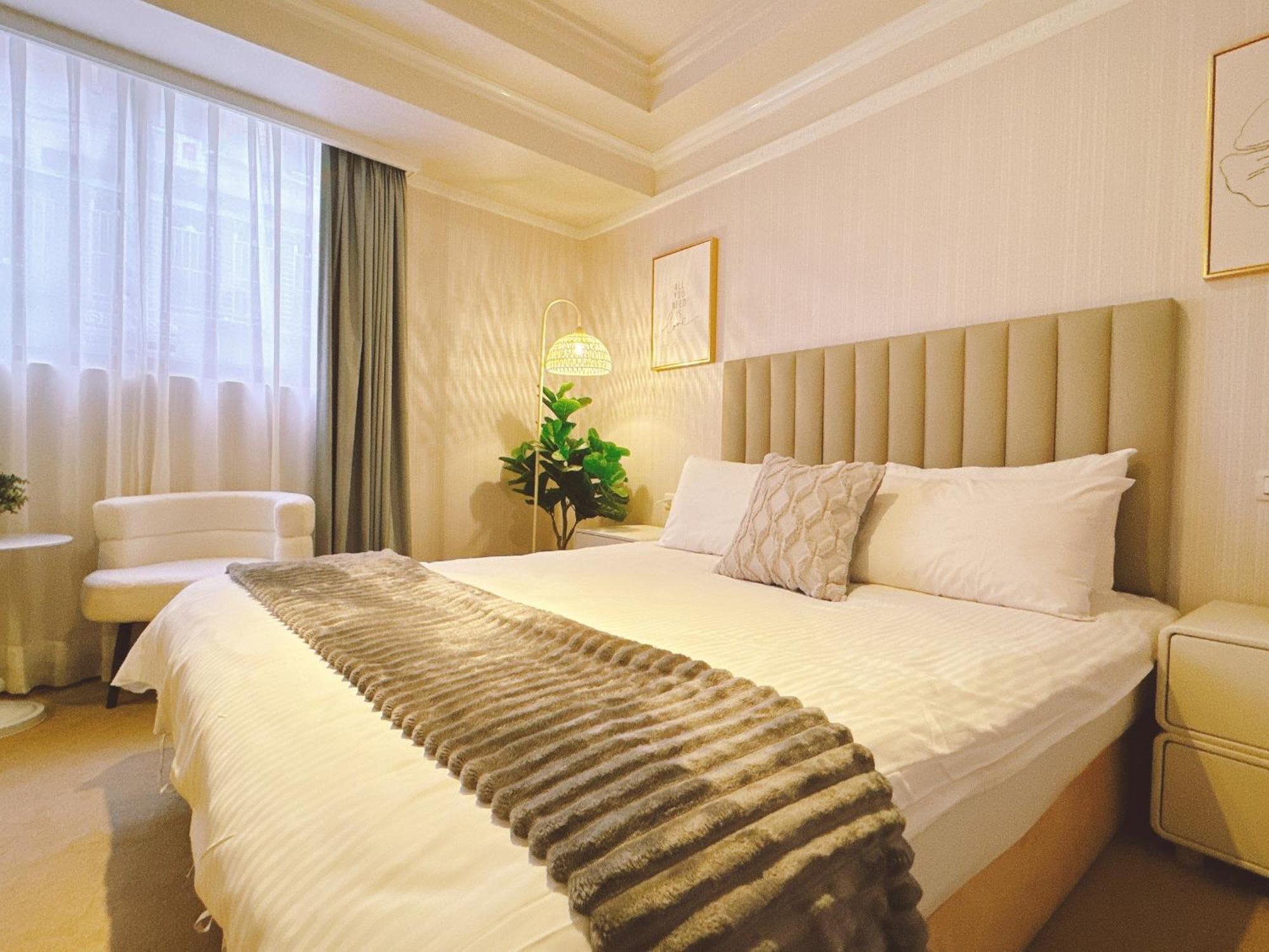 Meworld Hotel - Sanchong تايبيه المظهر الخارجي الصورة