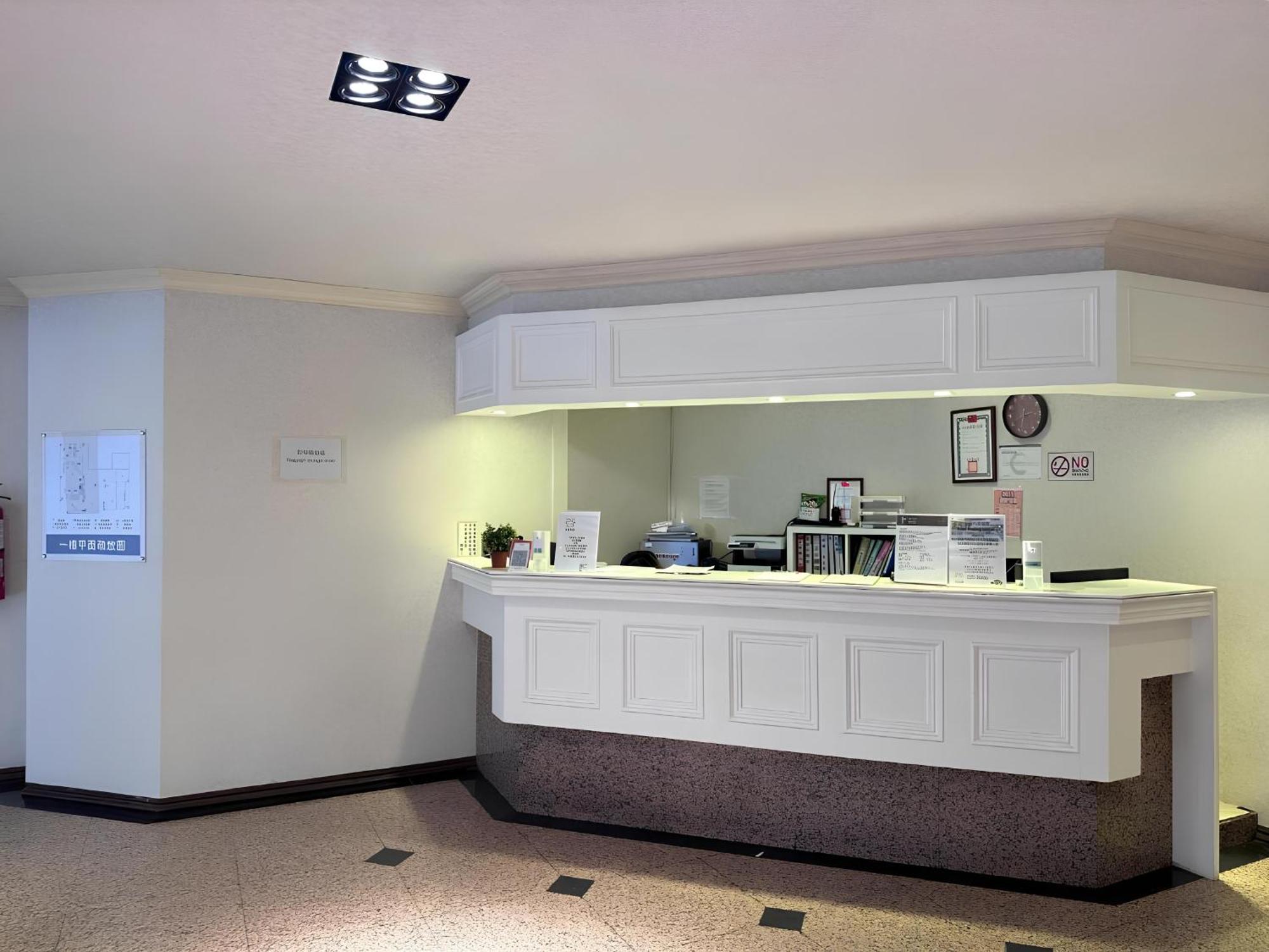 Meworld Hotel - Sanchong تايبيه المظهر الخارجي الصورة